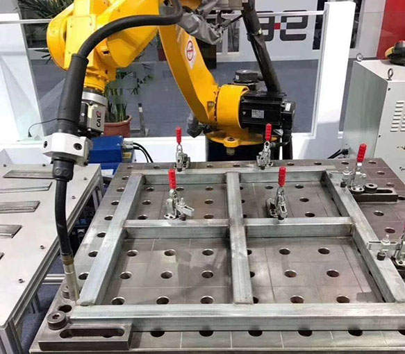 机器人焊接及工装